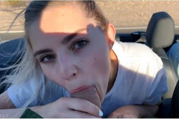 Young Eva Elfie - Public sex in car on a way to Las Vegas