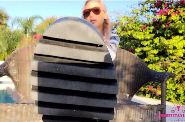 Mistress Taylor Knights - Clean them Loser