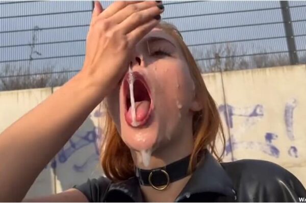 DollyDyson Cum Swallow - Latex Bitch Bukkake