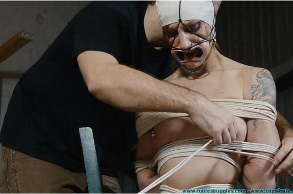 Illustrious Rouge BDSM - Slavegirl Punishing
