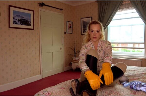 Ariel Anderssen Boots Femdom – Your Leather Fetish Auntie