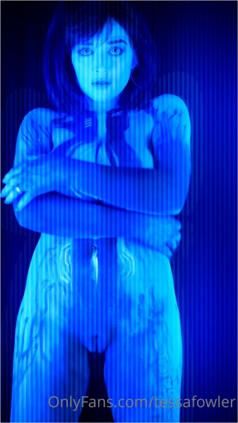 Tessa Fowler onlyfans 19 December 2022 - Light Show
