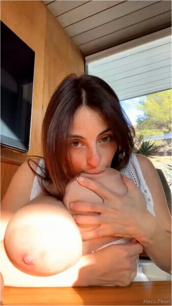 Miss Alexa Pearl Onlyfans - Dildo Suck and Titjob