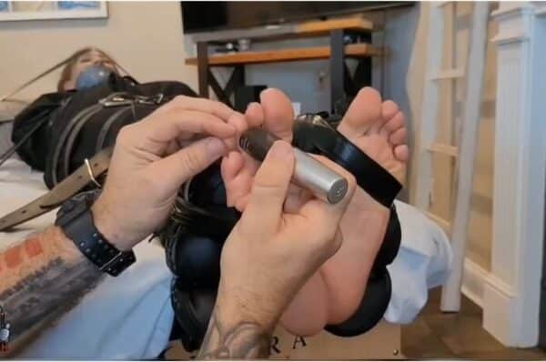 Cheyenne Jewel Bondage Tickling - No Safeword