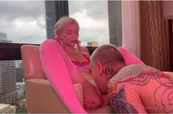 Emma Rosie anal onlyfans - ass to mouth