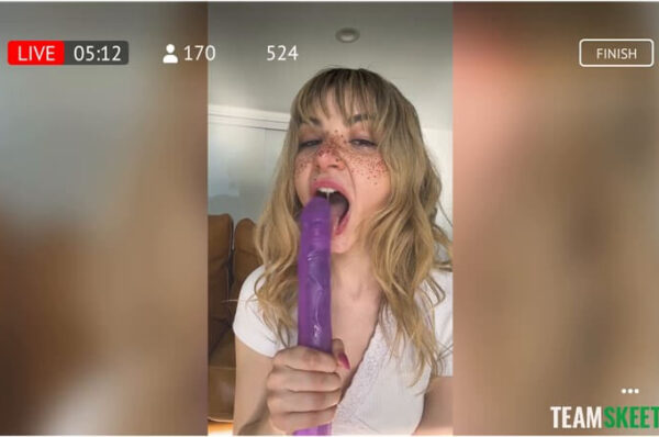 Demi Hawks Interracial Porn - Flexible little girl fucked hard
