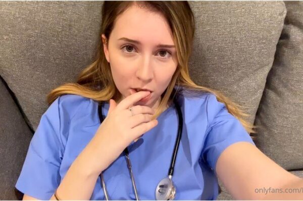Kirabee nurse masturbates pussy in uniform